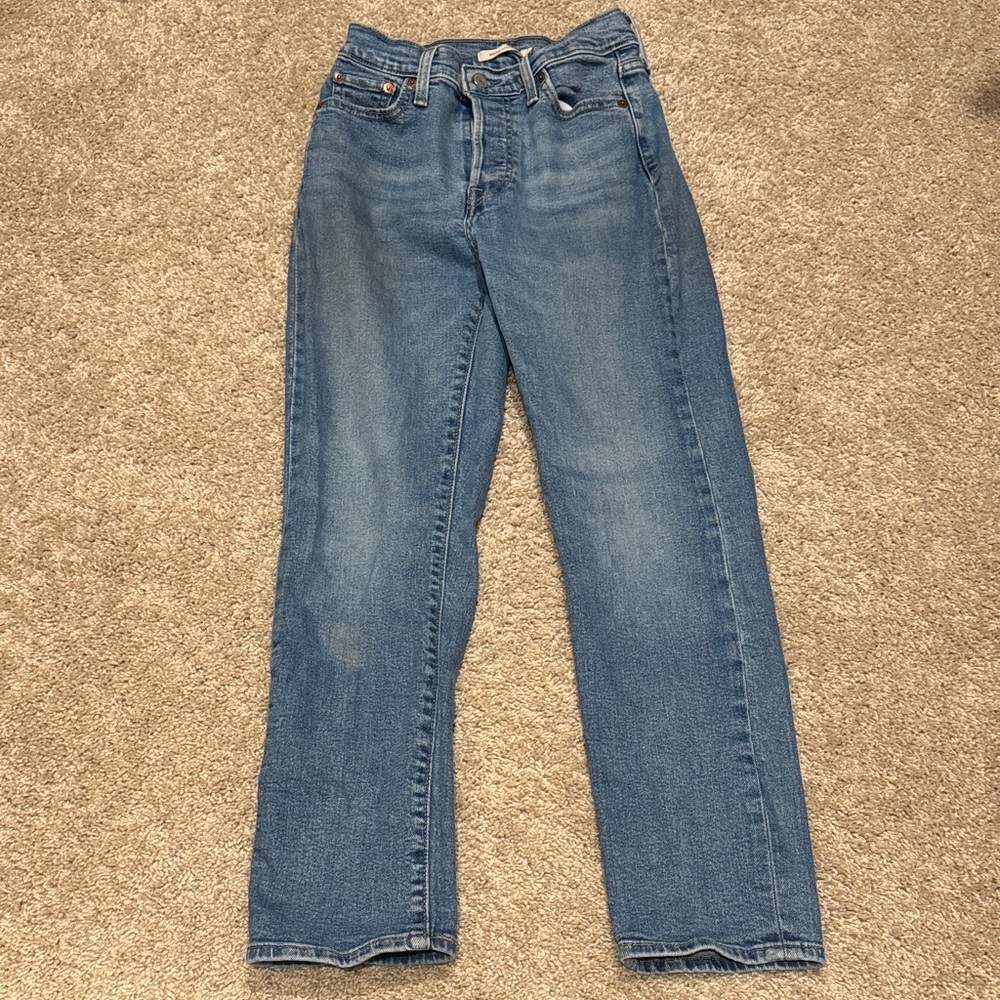 Levi's Women's Straight Leg Blue Jeans